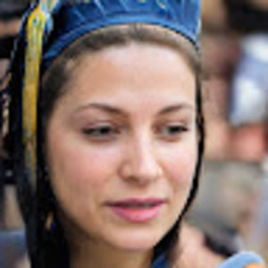 Meet your Posher, Dana